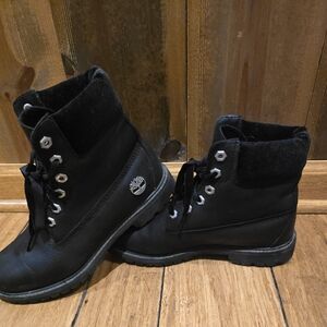 Woman's Timberland Boots